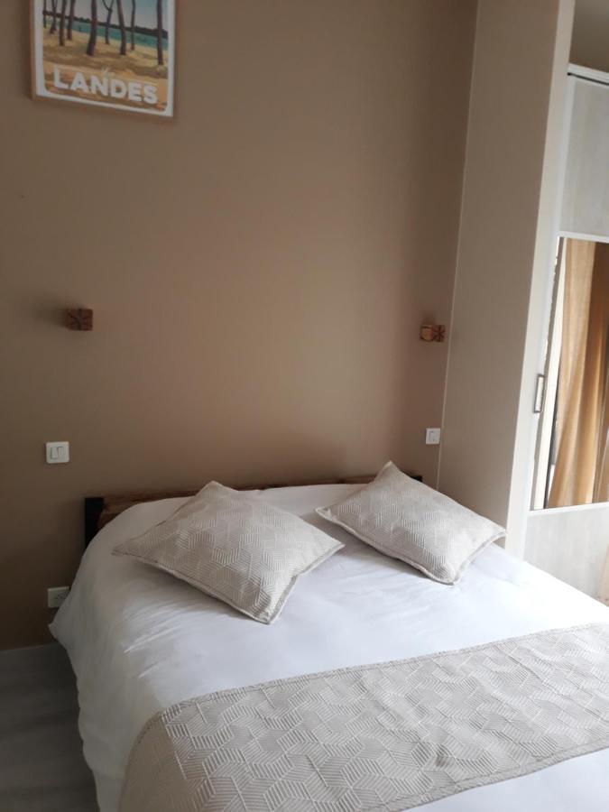 Chambre D'Hotes Du Pin Pey Bagian luar foto